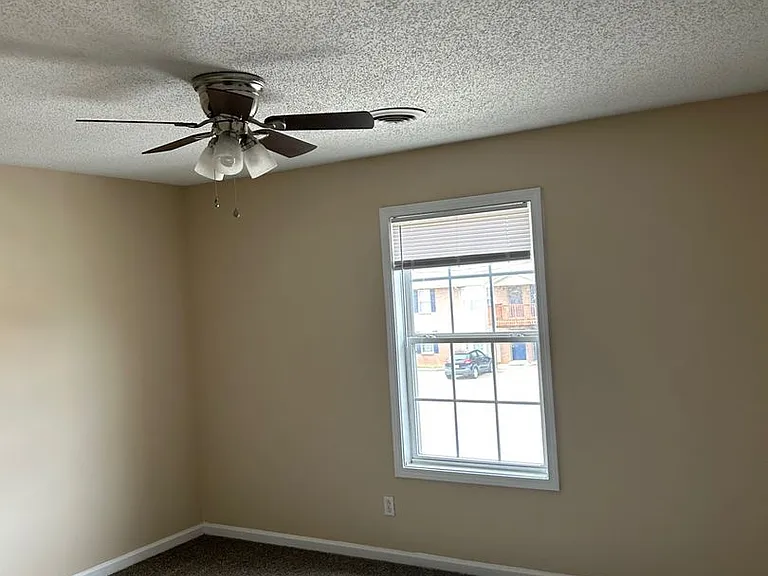 3839 Jockey Dr — Photo 5