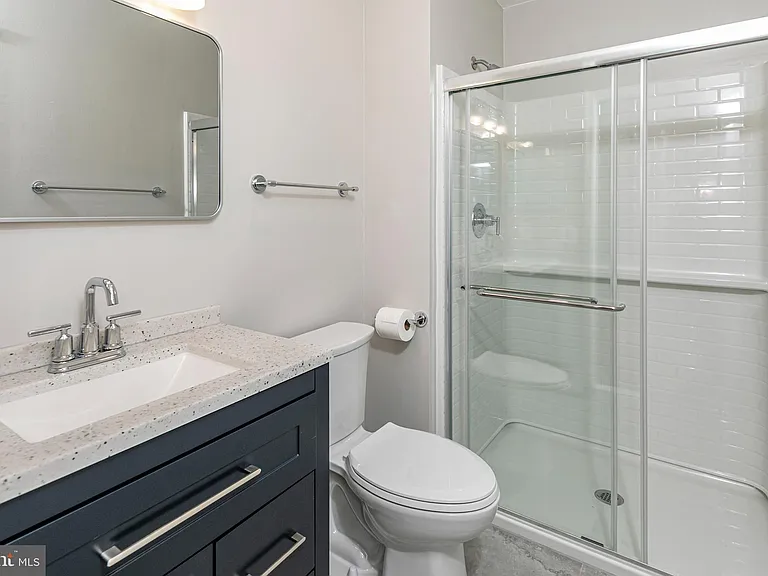 56 Barberry Ct — Photo 7