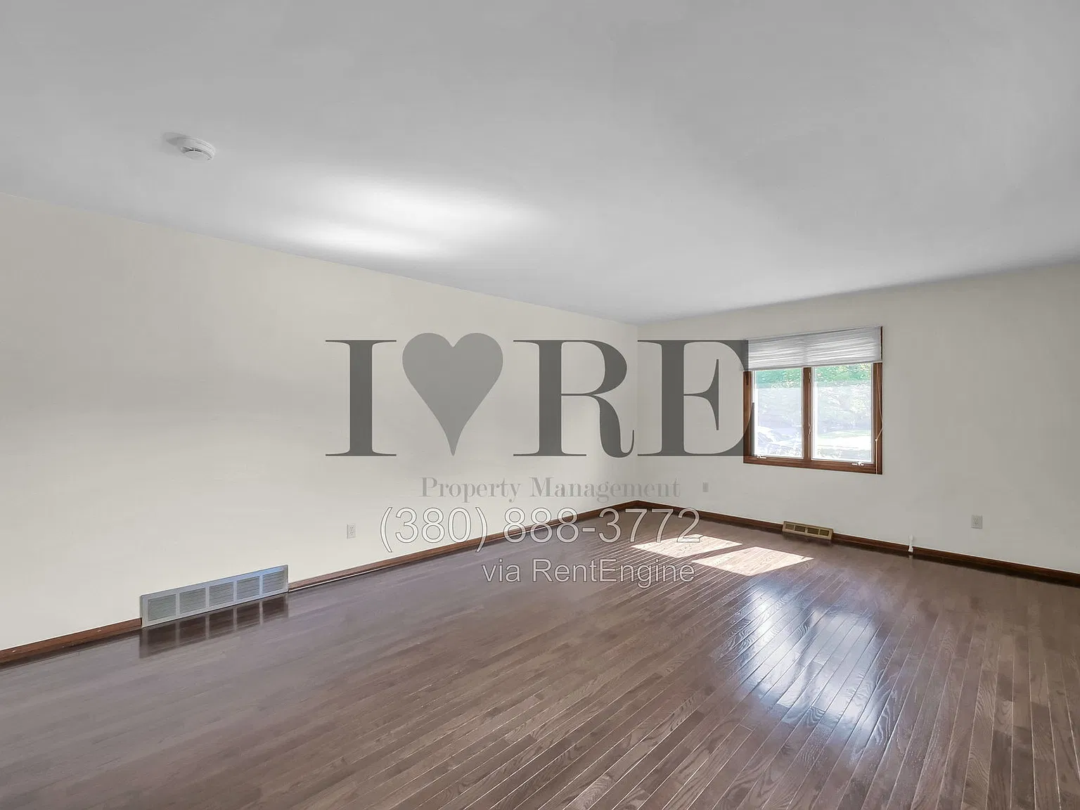 3 bed, 2.0 bath, 1440 sqft, $2,395 — Photo 4