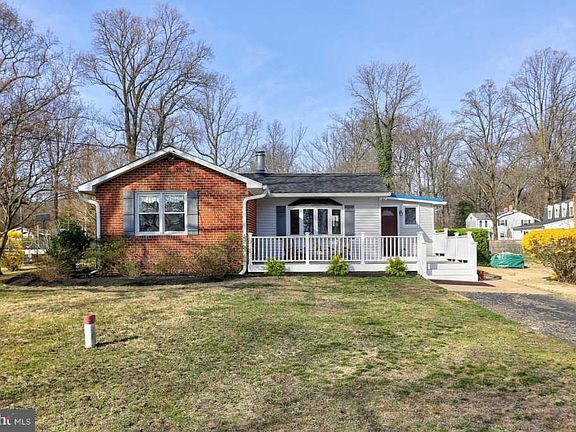 2nd image of 7646 Lake Dr