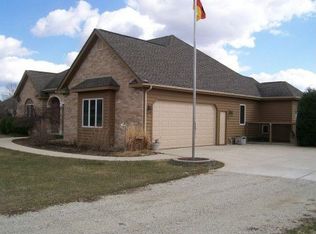 16415 82nd St, Bristol, WI 53104