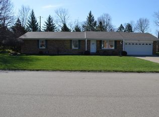 2510 Rosewood Dr, Troy, OH 45373