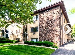 109 S Elmwood Ave APT 3, Oak Park, IL 60302