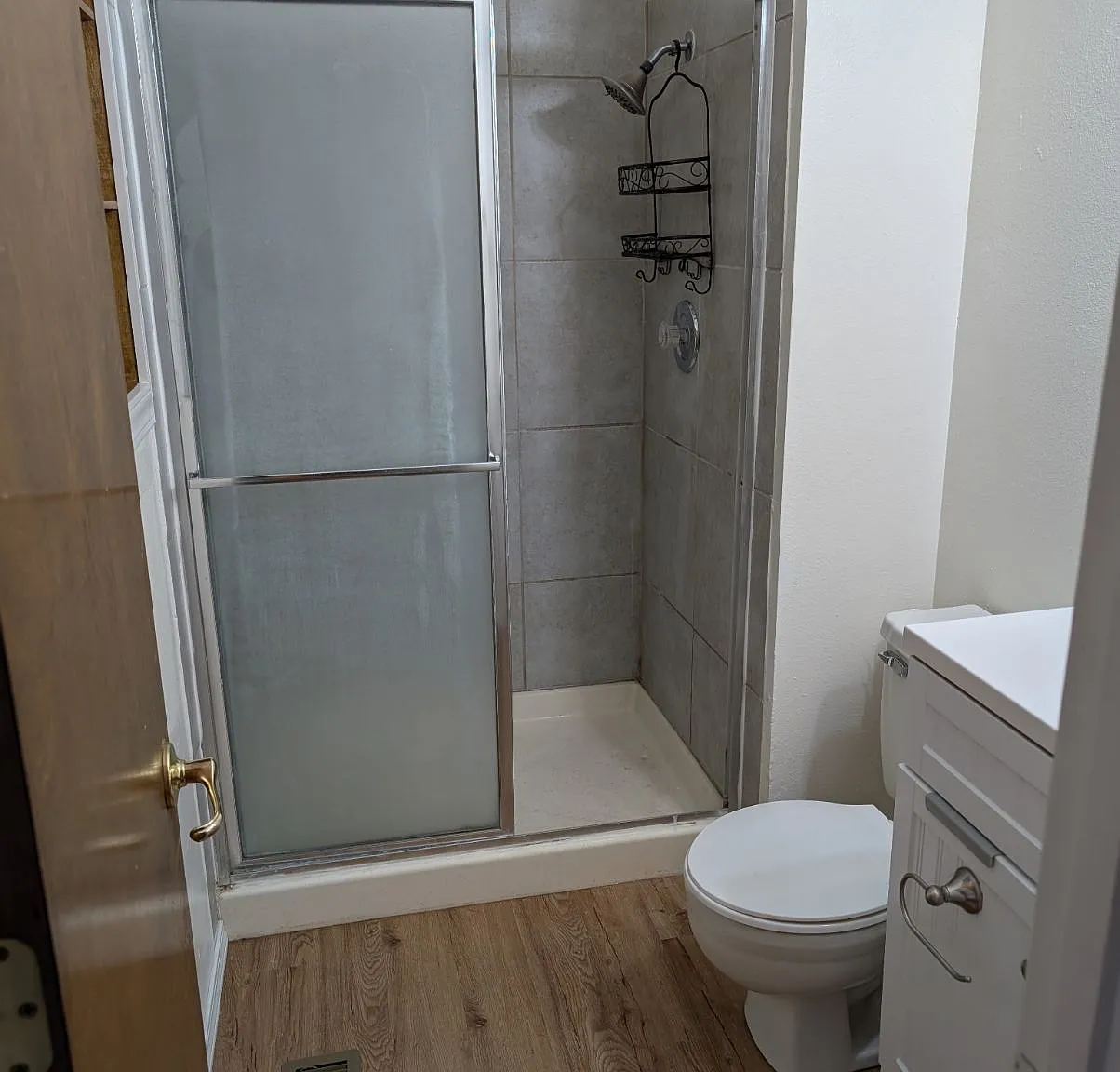 1 bed, 300 sqft, $1,250 — Photo 3
