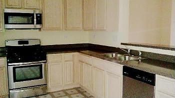 2nd image of 1138 N Claremont Dr
