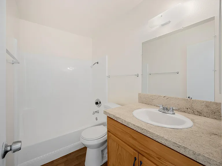 2521 W Sunflower Ave #R8 — Photo 17
