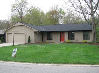 9948 Pebble Beach Cv, Aurora, OH 44202
