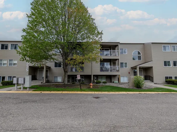 1225 Ferndale St N #B1, Maplewood, MN 55119