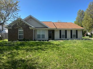 913 Nettle Ridge Rd, Jeffersonville, IN 47130