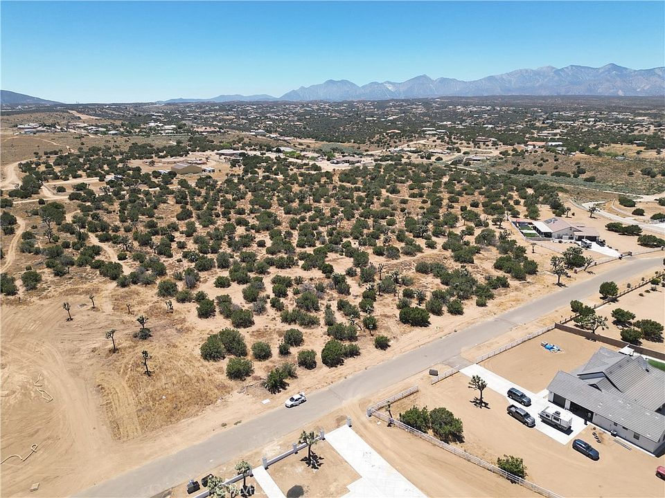 1st image of 11075 Heartland Cir