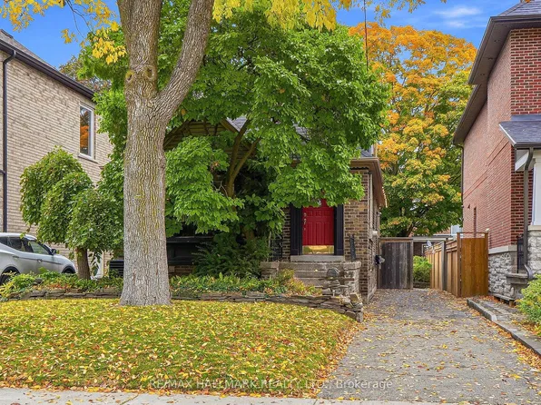 57 Athlone Rd, Toronto, ON M4J 4H3
