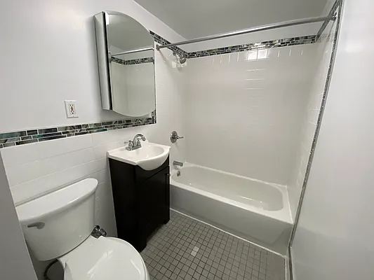 Rented by Douglas Elliman | media 20