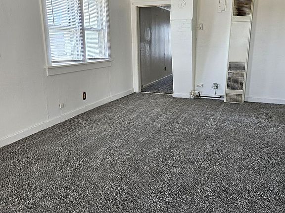 2nd image of 629 W 11th St #9DEECBA80