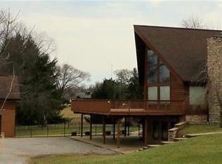 349 McCleary Rd, Hookstown, PA 15050