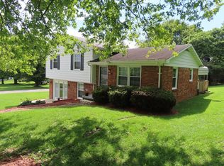 301 Clinton St, Columbia, KY 42728