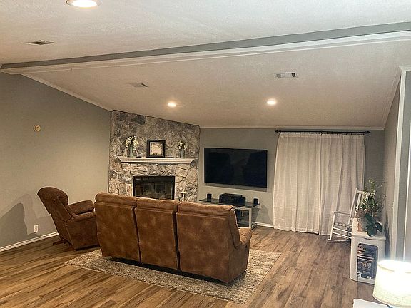 4th image of 5150 Green Hill Dr