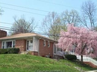 818 Fairway Dr, Towson, MD 21286