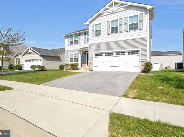 308 Burnside Ave, Taneytown, MD 21787