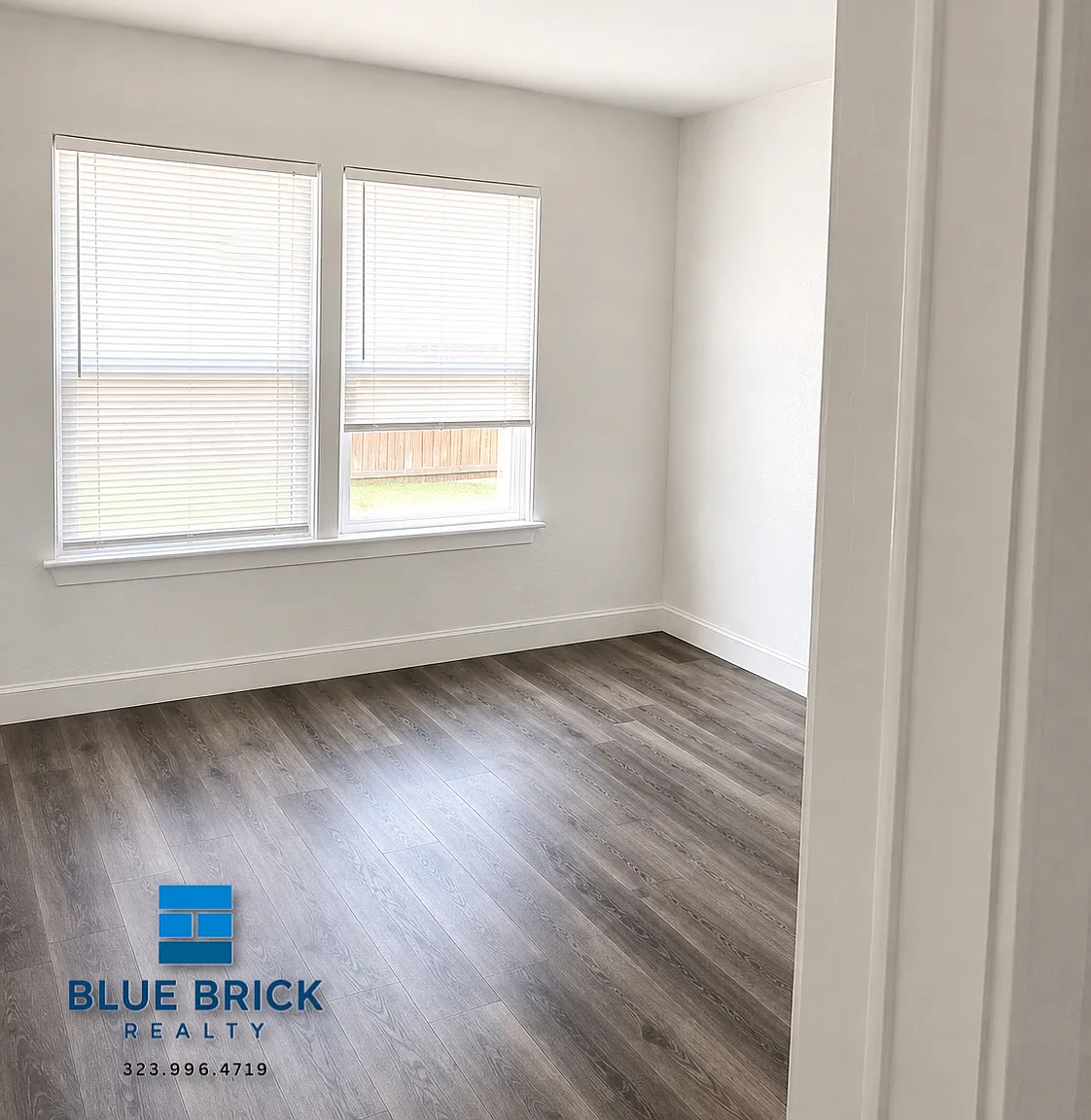 Comfortable 4-Bedroom with 2 Baths & Included Utilities — Photo 3