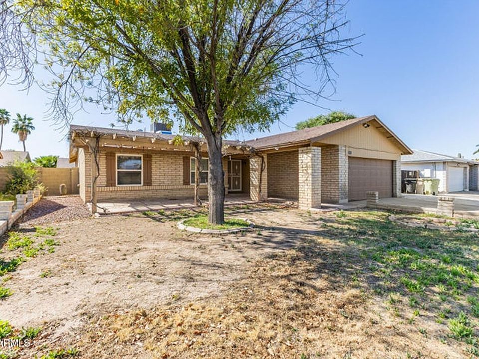 1st image of 5227 W Poinsettia Dr