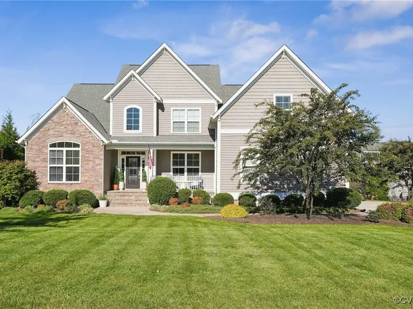 5554 Mossy Oak Rd, Moseley, VA 23120