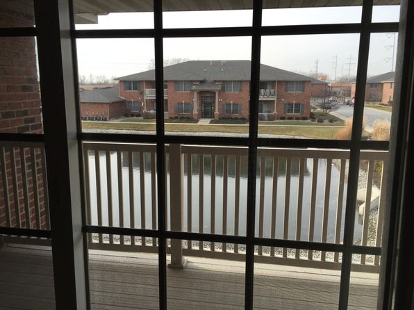 622 Cambridge Ct UNIT 2-C