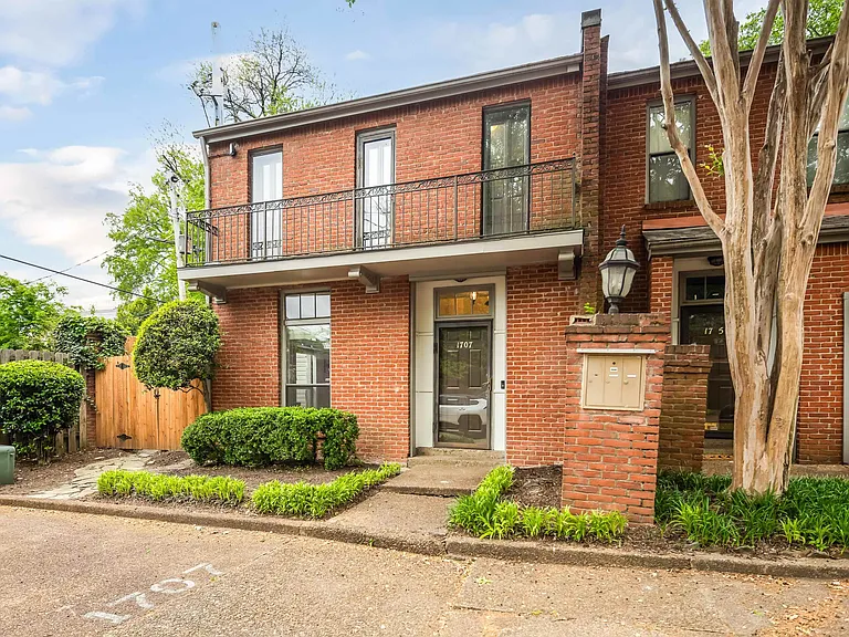 1707 Belvedere Ct #1707 — Photo 35