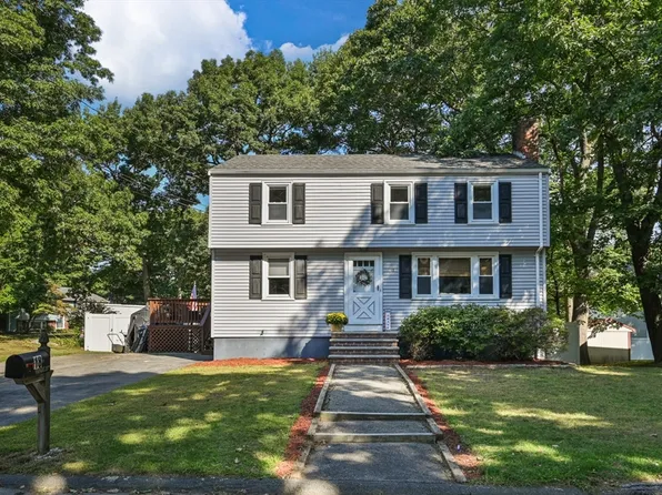 18 Marcus Rd, Wilmington, MA 01887