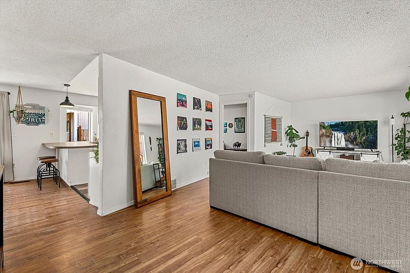 5th image of 3618 E M Street