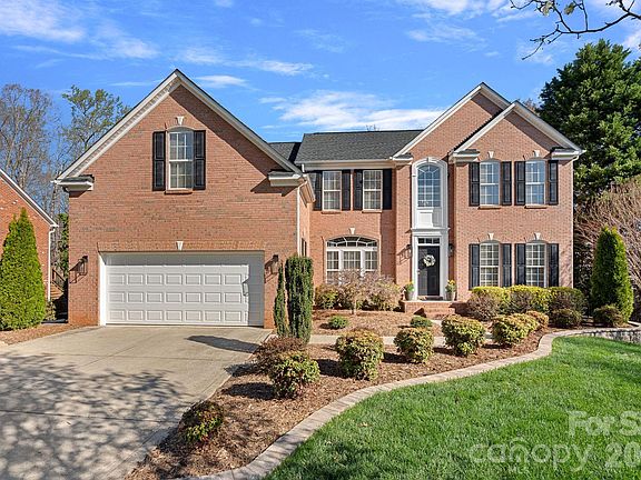 5th image of 2474 Green Point Ln