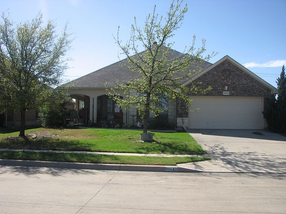 1st image of 10649 Devinstone Dr