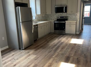 1128 S 52nd St #3, Philadelphia, PA 19143