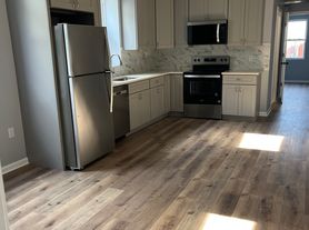 1128 S 52nd St