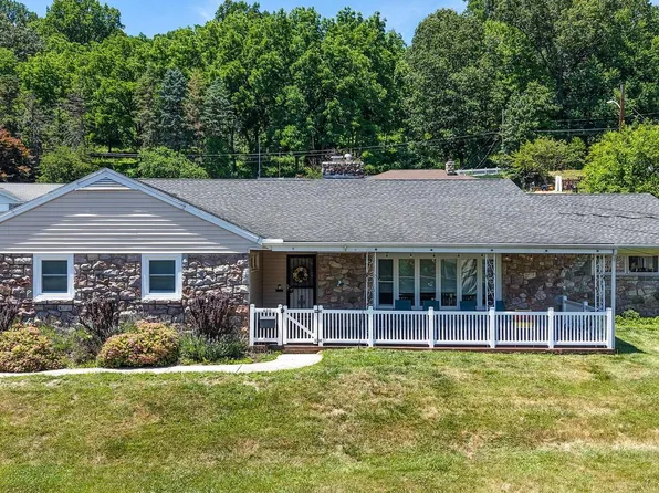 400 Friedensburg Rd, Reading, PA 19606