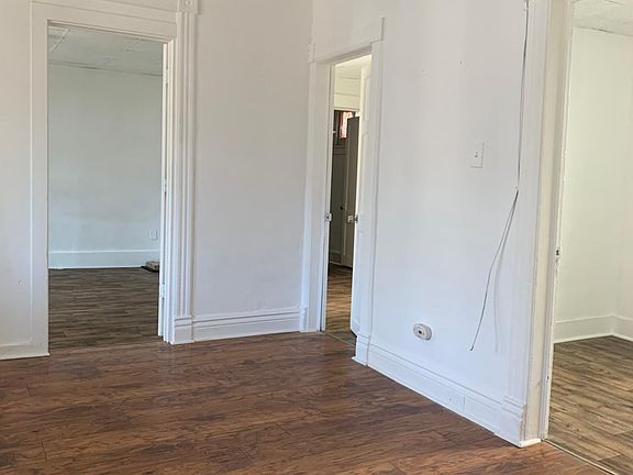 3rd image of 85 Grote St APT 3