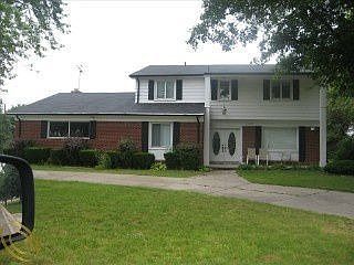 1st image of 22260 Twyckingham Way
