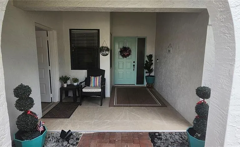 425 Fox Den Cir — Photo 8