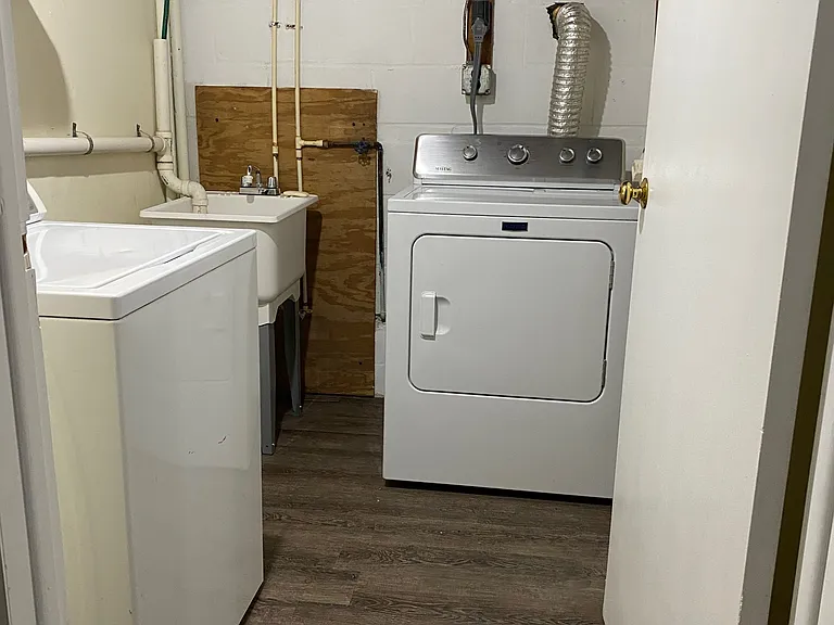 Basement Laundry