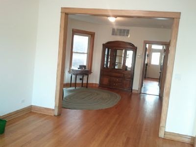 1st image of 3512 N Ashland Ave #1