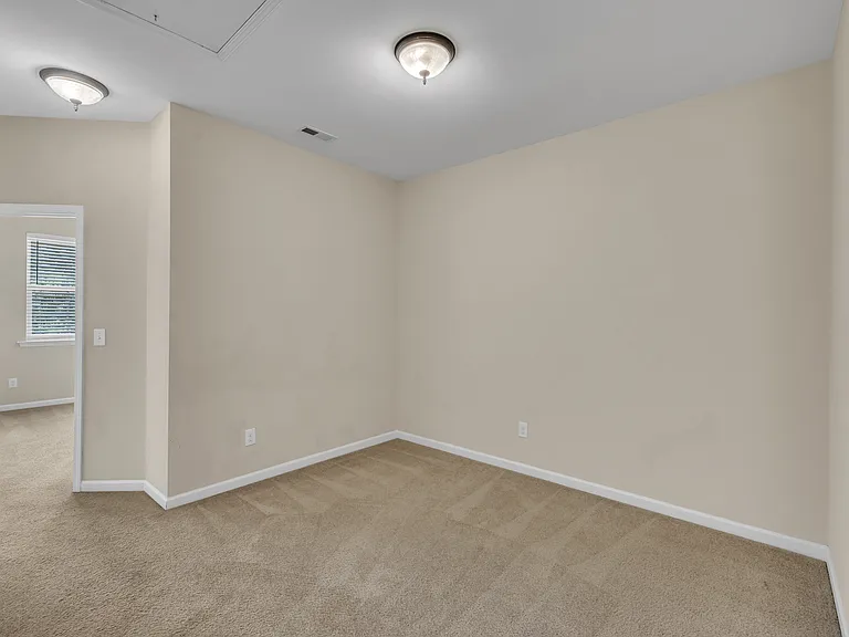 1333 Alemany St — Photo 19