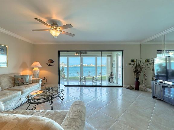 5th image of 868 Bayway Blvd APT 108