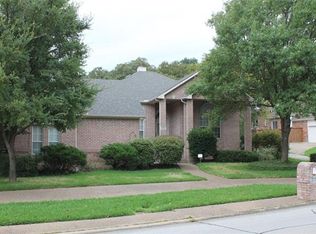 210 Santa Clara St, Irving, TX 75062