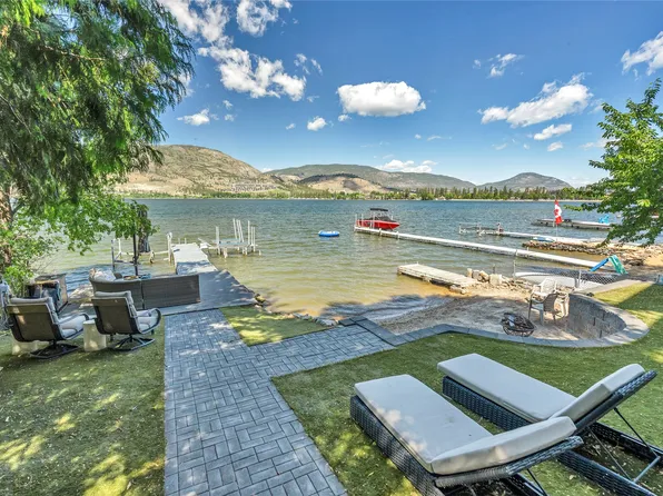 3997 Lakeside Rd, Penticton, BC V2A 8W1