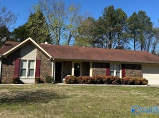 1021 Riverchase Rd SE, Huntsville, AL 35803