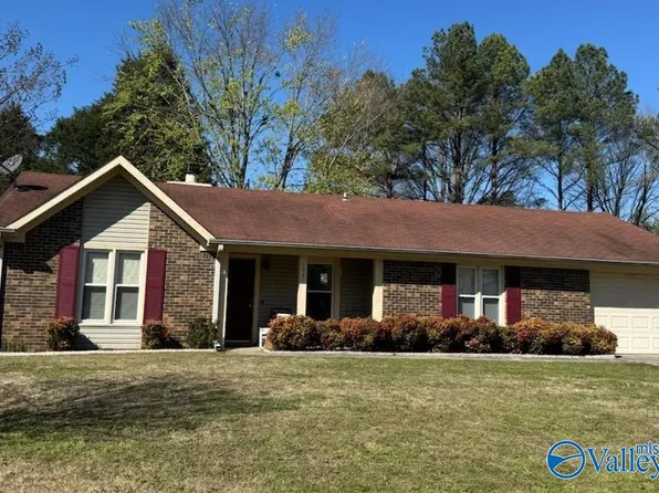 1021 Riverchase Rd SE, Huntsville, AL 35803