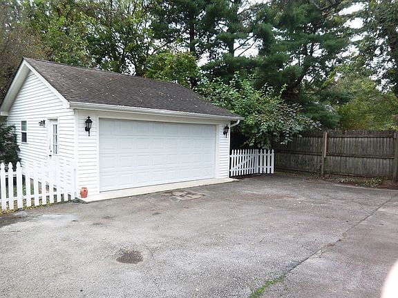5th image of 109 Blue Hills Ct