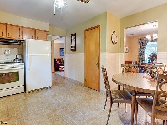 4th image of 6892 Melridge Dr