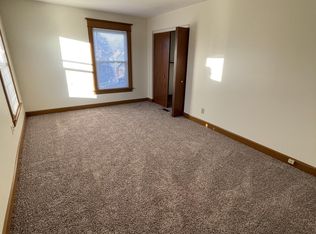 1214 Morgan St #1, Rockford, IL 61102