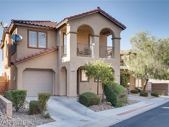 2nd image of 1127 Paradise Vista Dr
