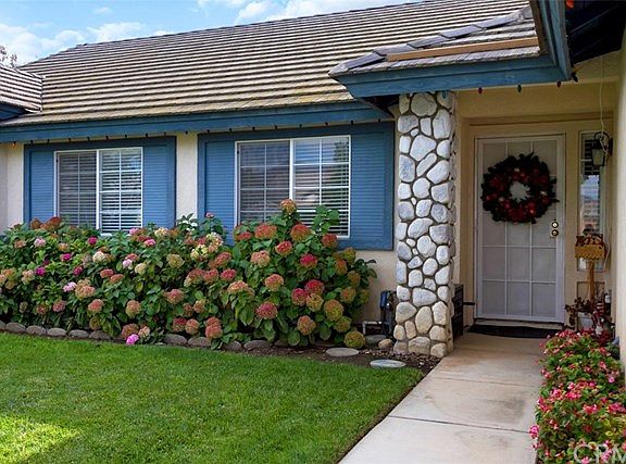 4th image of 8131 Laurel Park Cir